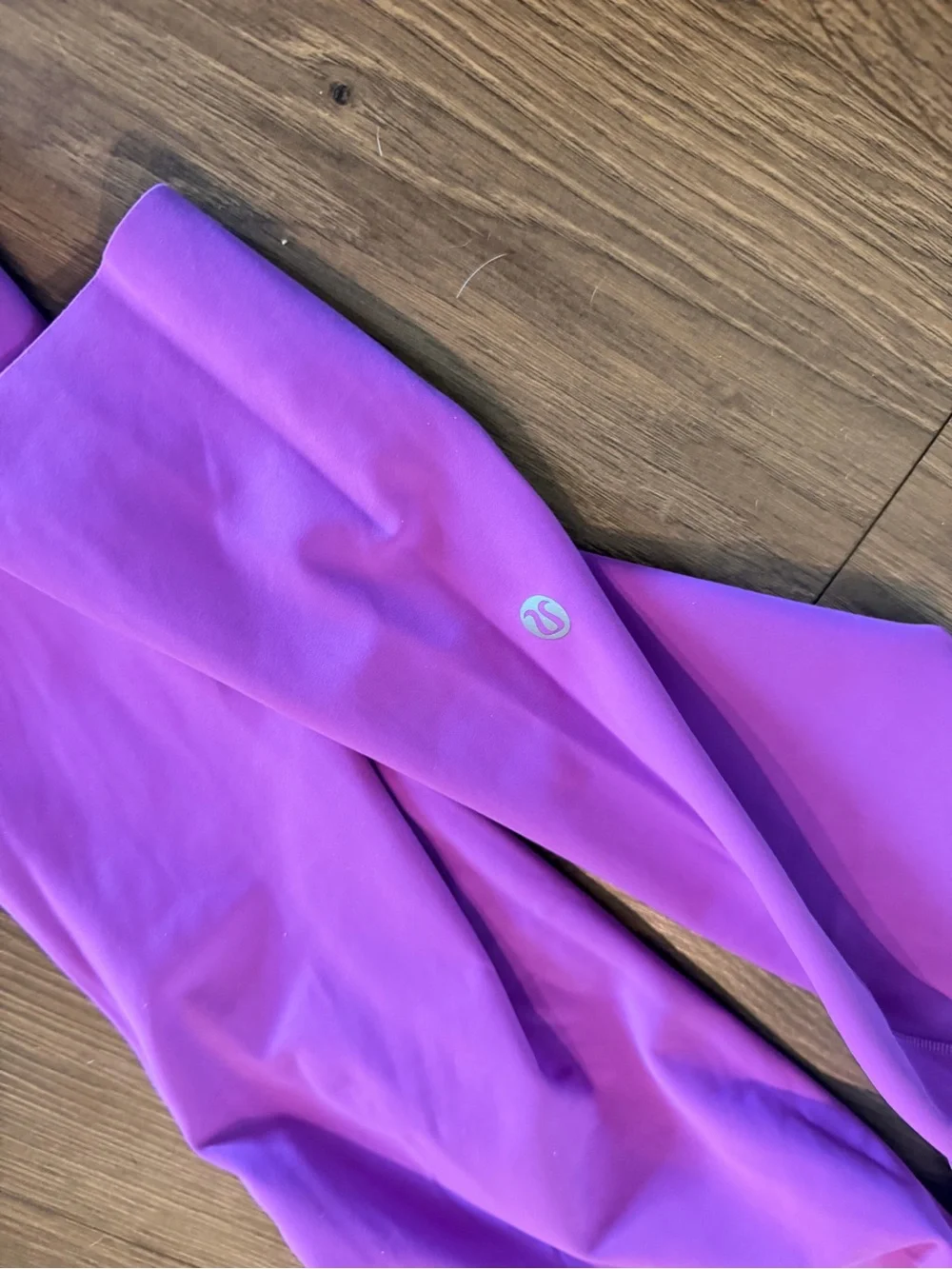 lululemon athletica vivid magenta